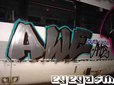 awe01.jpg