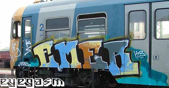 emer04.jpg