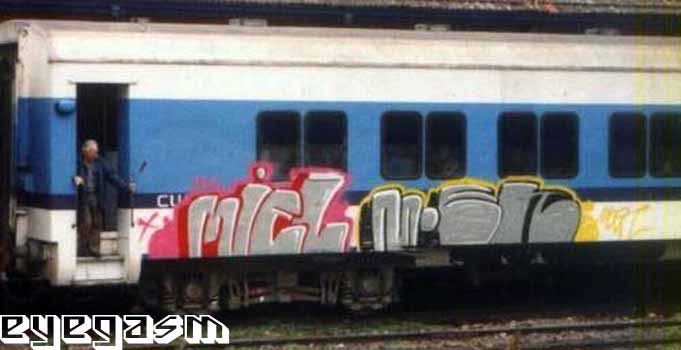miel-moek01.jpg