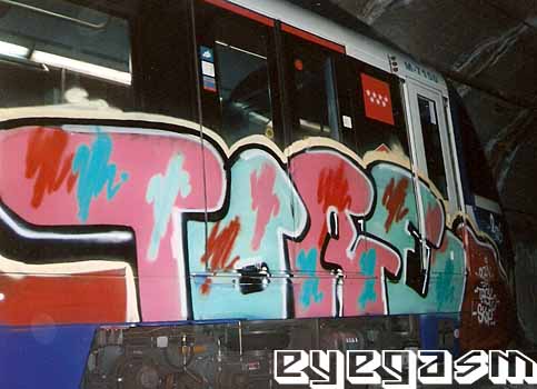 tore05.jpg
