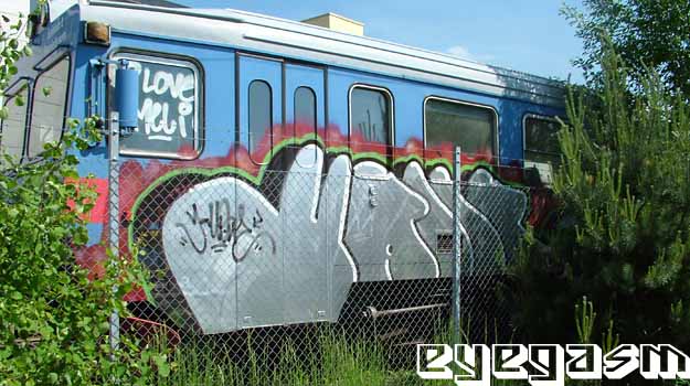 yallo07.jpg